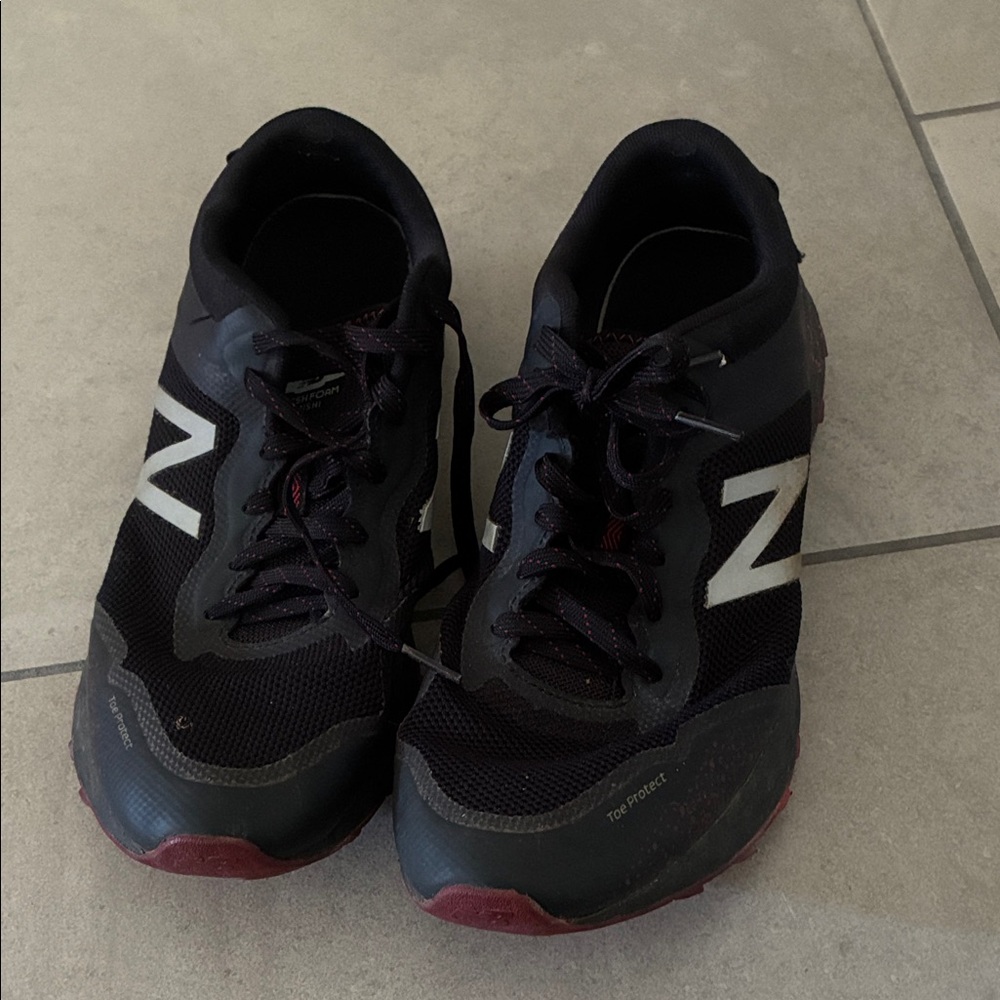 New Balance Black and Red Athletic Shoes